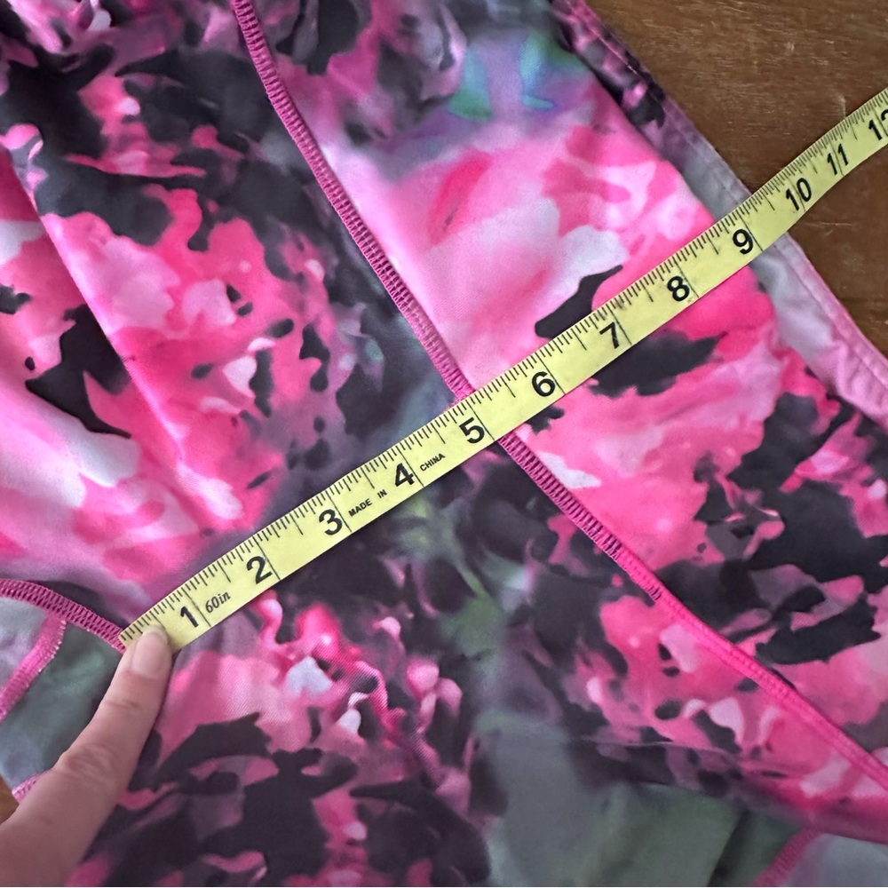 Athleta Chaturanga‎ Floral Bloom Capri Tight Legging Pink Gray Print Large - Picture 5 of 9